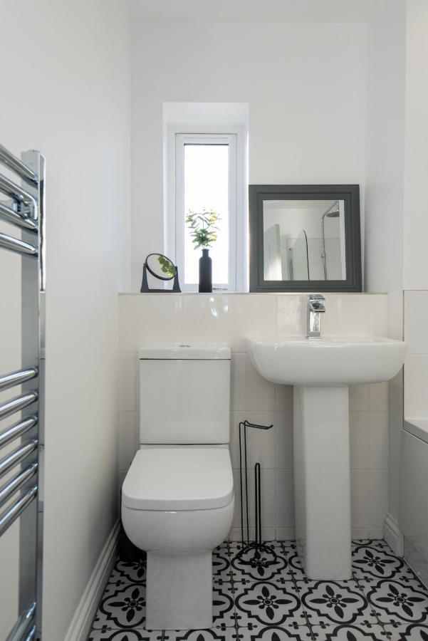 59 Deneside *